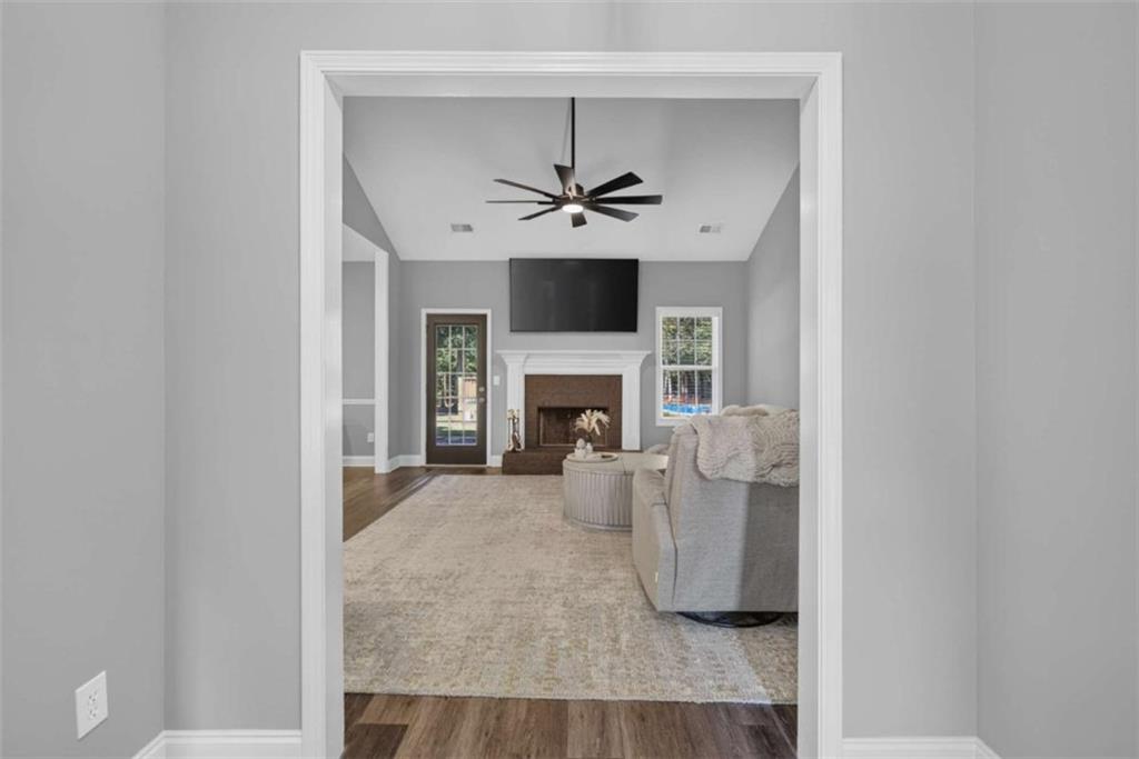 144 Feldspar Drive Property Photo 4