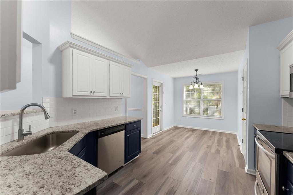 61 Hawthorne Drive Property Photo 12