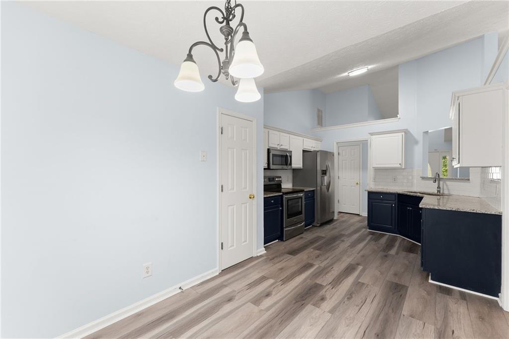 61 Hawthorne Drive Property Photo 18