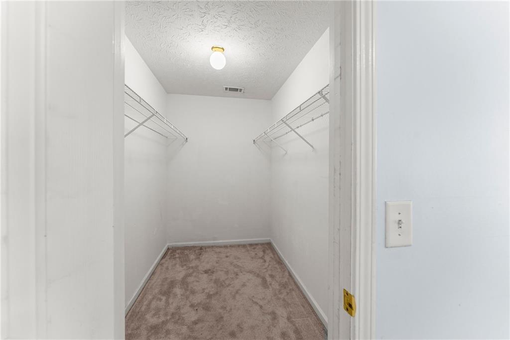 61 Hawthorne Drive Property Photo 32