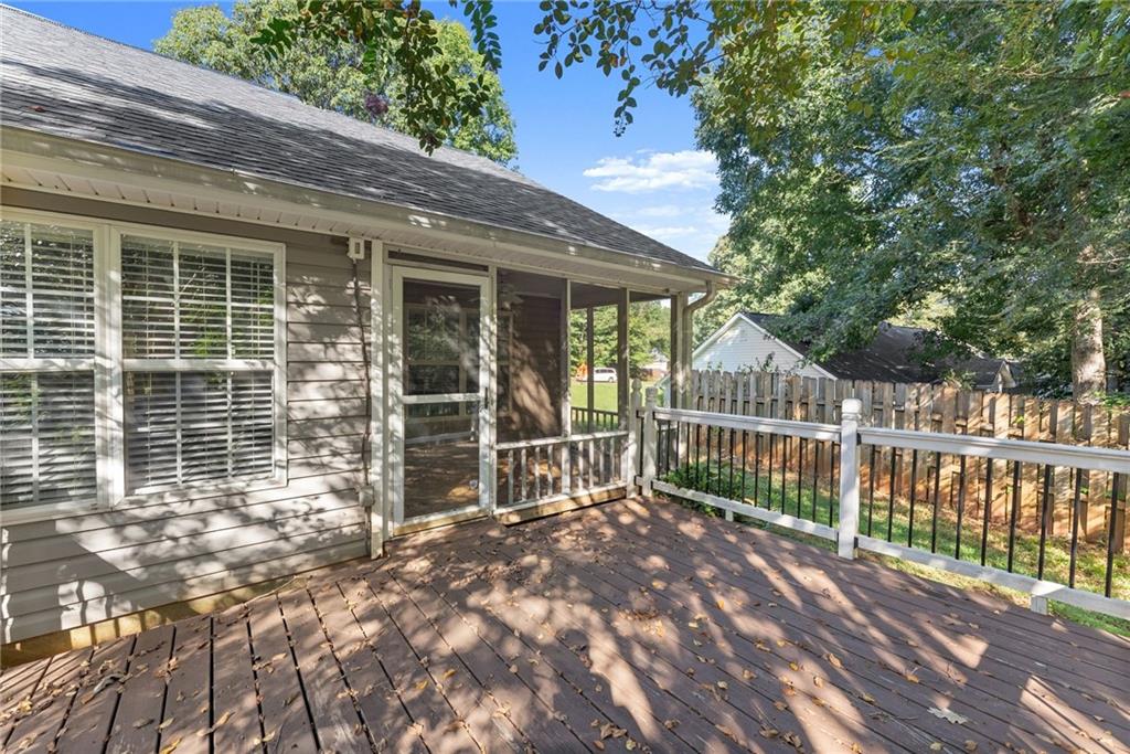 61 Hawthorne Drive Property Photo 38