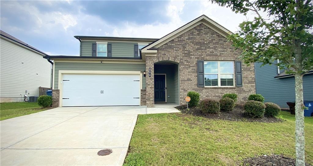 254 Hamilton Pointe Drive Property Photo 1