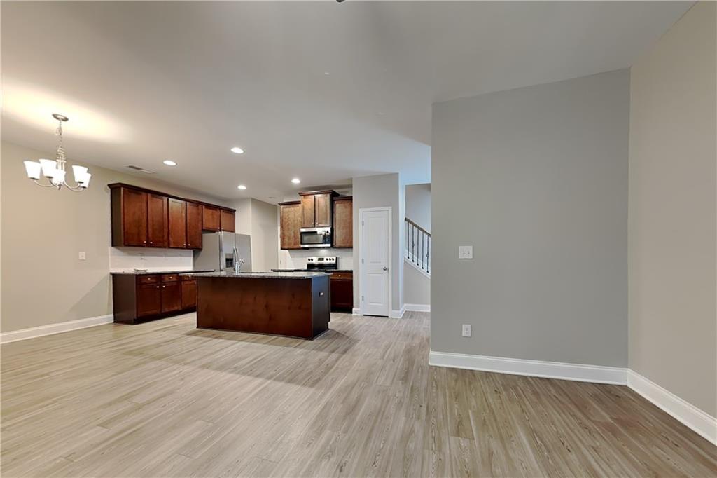 7832015 Property Photo 3