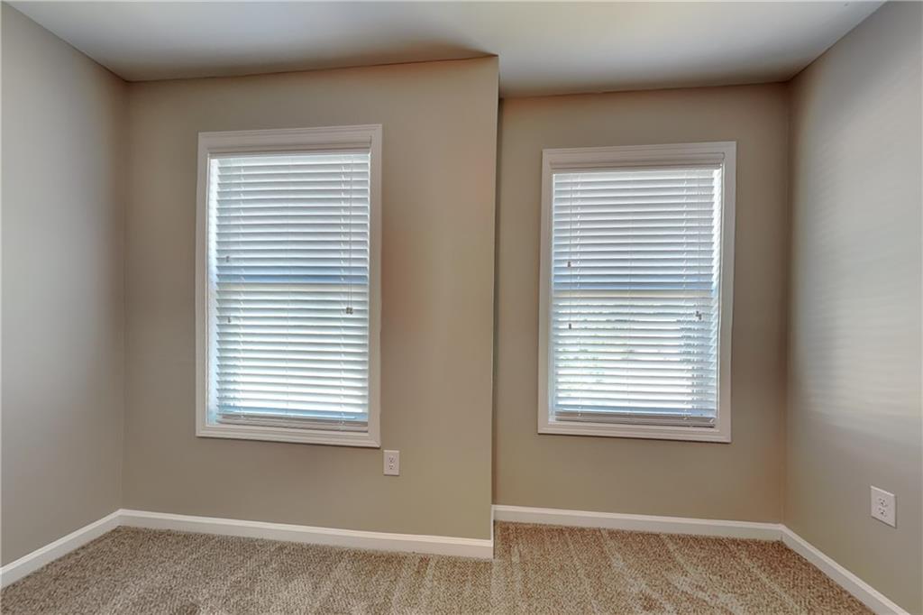 7832015 Property Photo 10