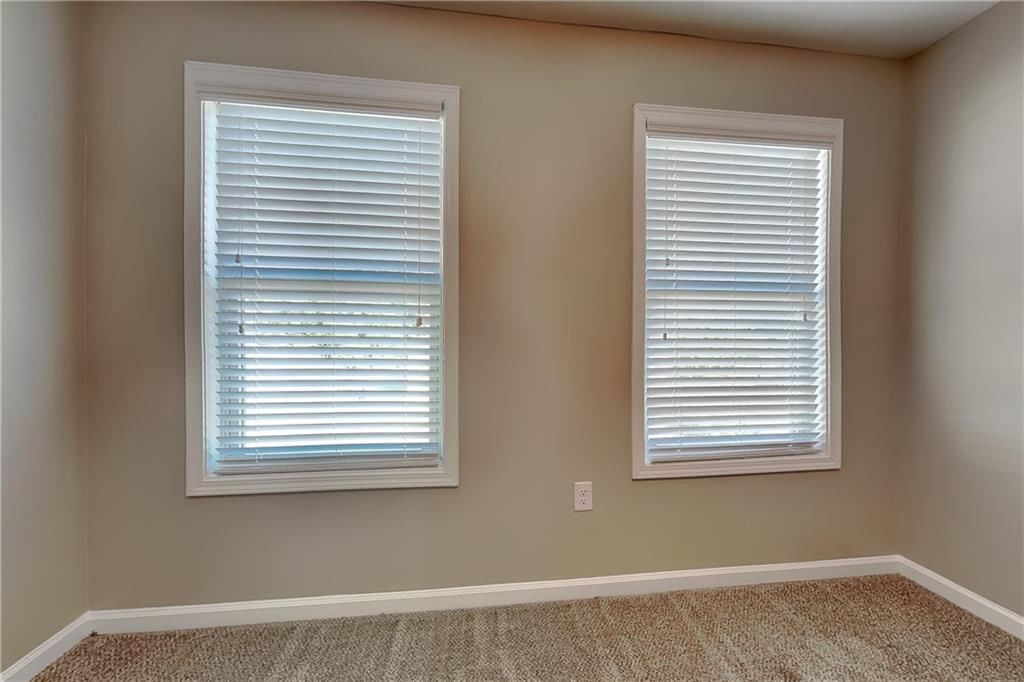7832015 Property Photo 11