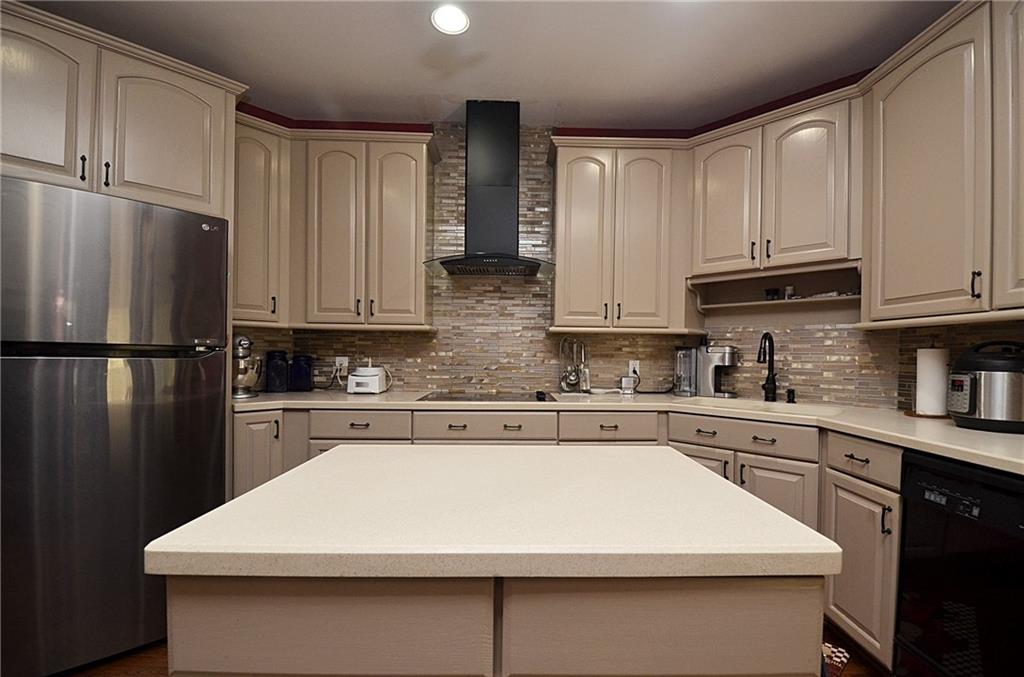 1330 Monroe Drive Property Photo 11