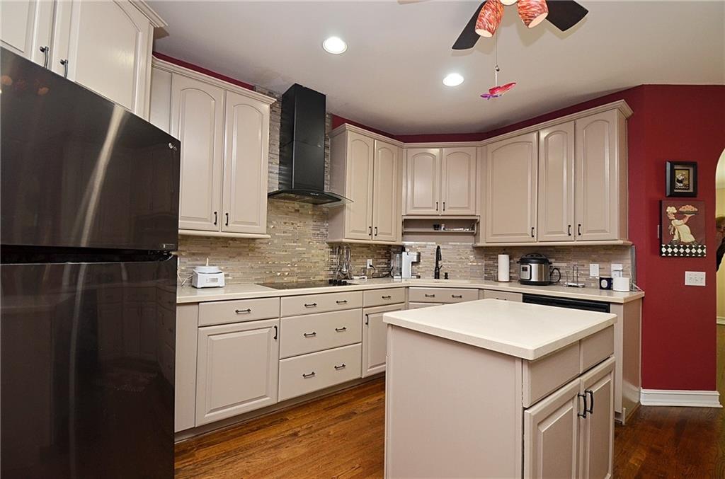1330 Monroe Drive Property Photo 12