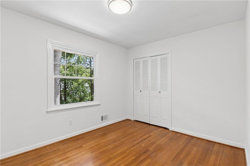 800 Glenairy Drive Property Photo 19