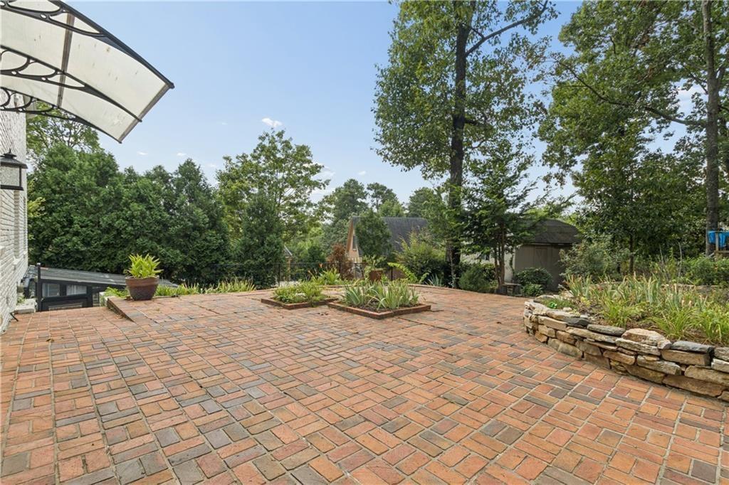 800 Glenairy Drive Property Photo 27