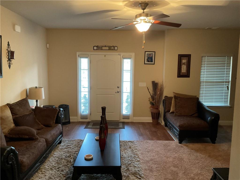 874 Crescent Lane Property Photo 2