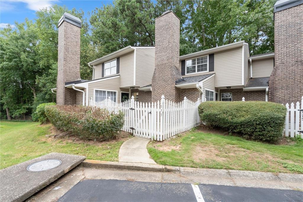 573 Picketts Bend Court Property Photo 1