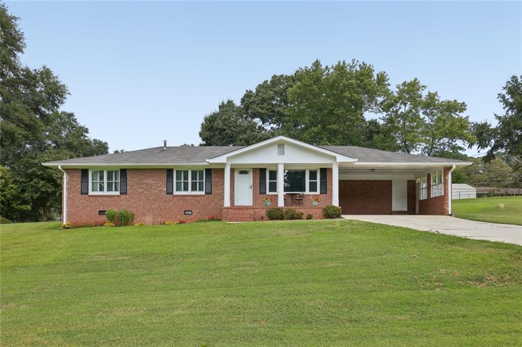 2833 Crabapple Circle Property Photo 1