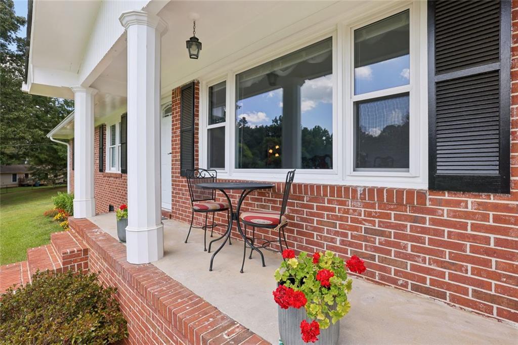 2833 Crabapple Circle Property Photo 8