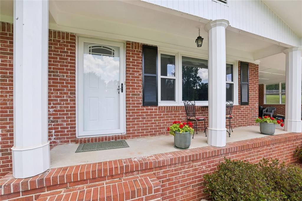 2833 Crabapple Circle Property Photo 9
