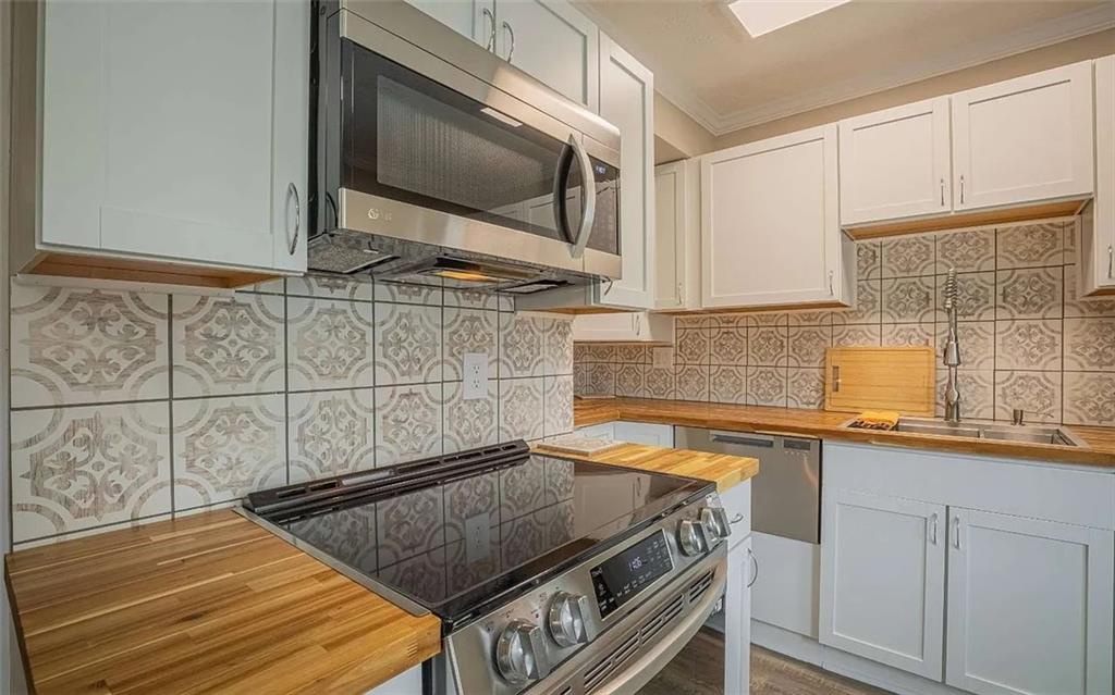 1235 Riverside Drive Unit D1 Property Photo 16