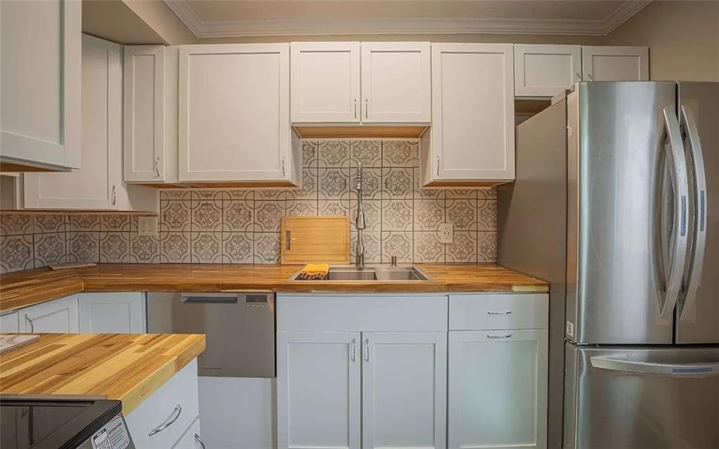 1235 Riverside Drive Unit D1 Property Photo 17