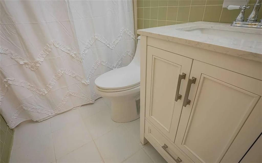 1235 Riverside Drive Unit D1 Property Photo 30