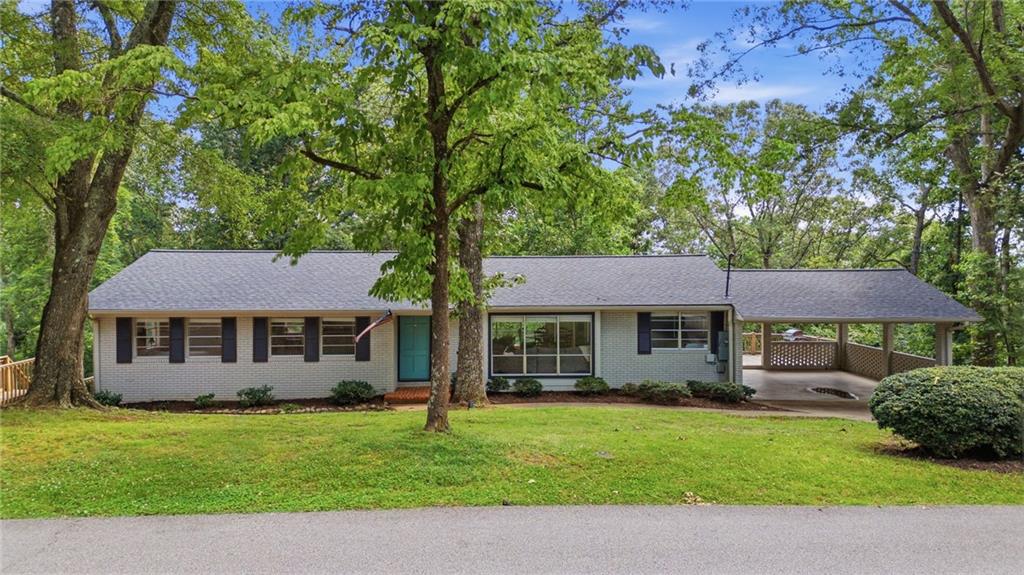 2251 Skyline Drive Property Photo 1