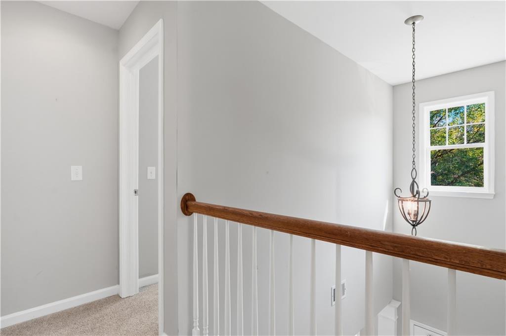 710 Berkeley Terrace Property Photo 20