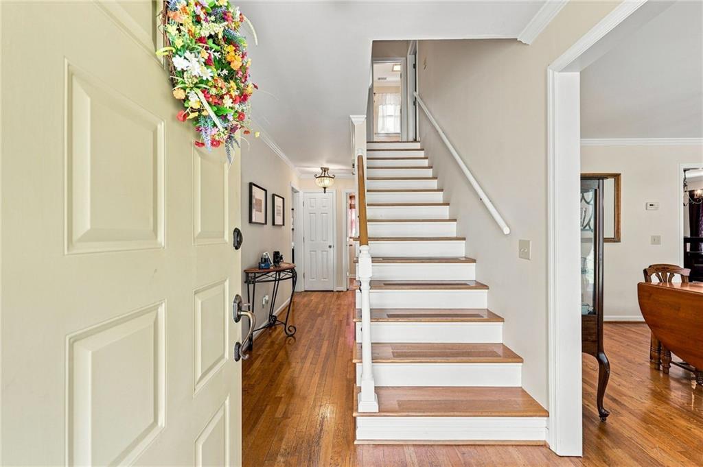 101 Hancock Way Property Photo 6