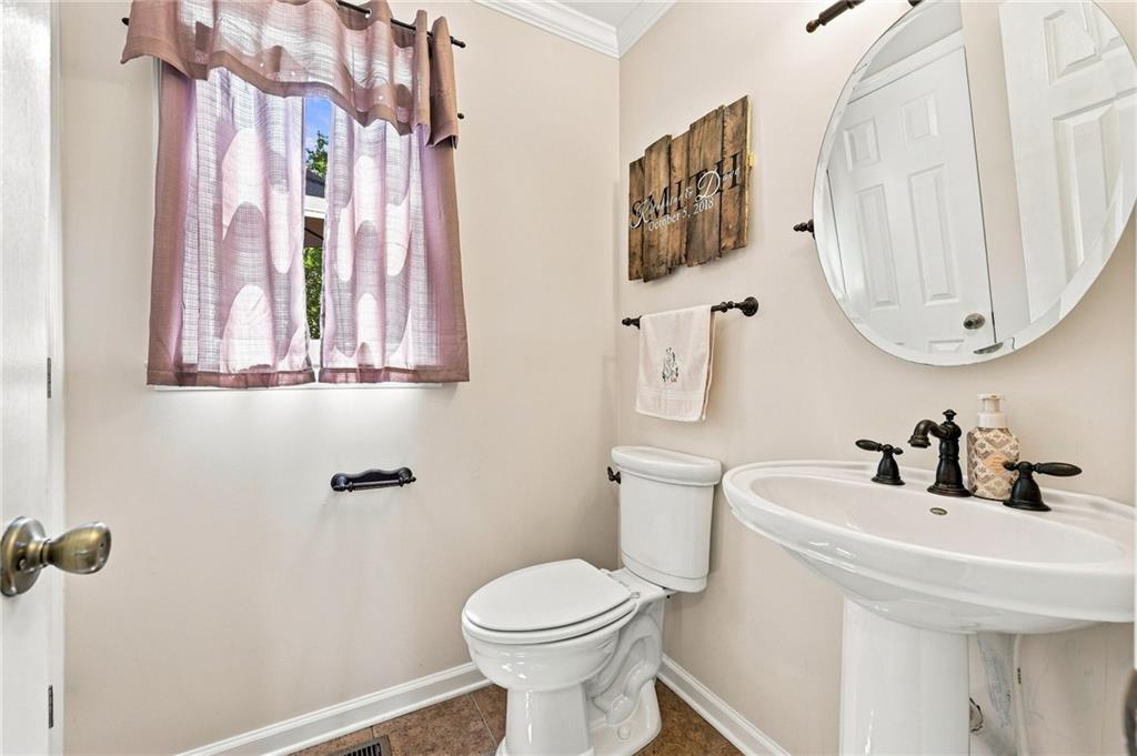 101 Hancock Way Property Photo 13