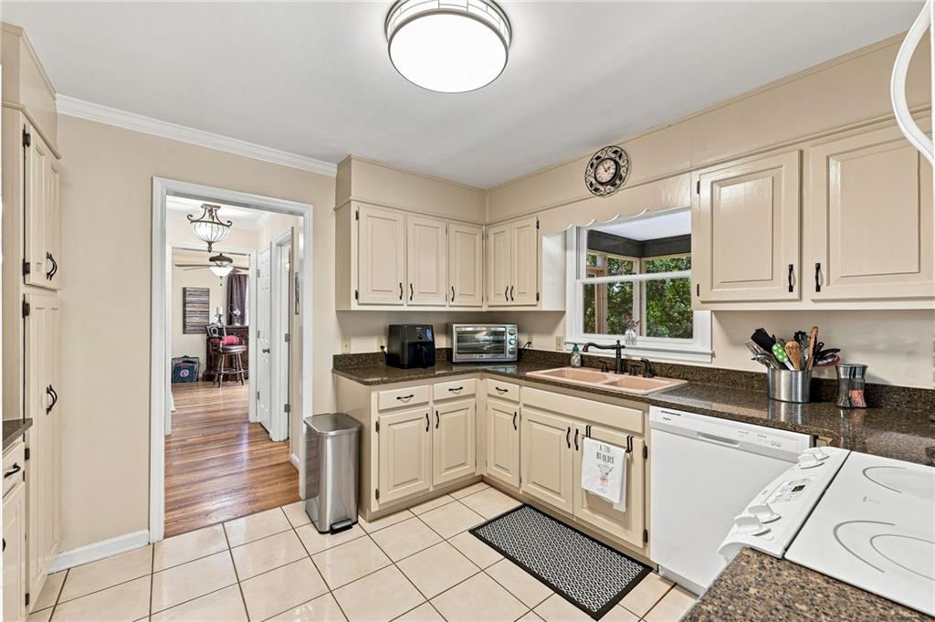 101 Hancock Way Property Photo 16