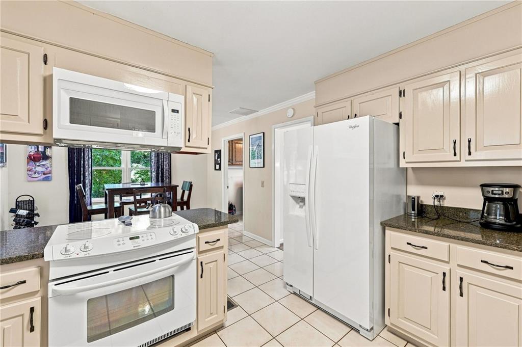 101 Hancock Way Property Photo 18