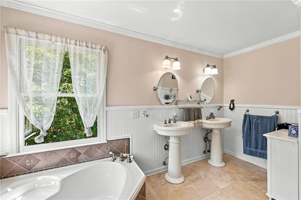 101 Hancock Way Property Photo 36
