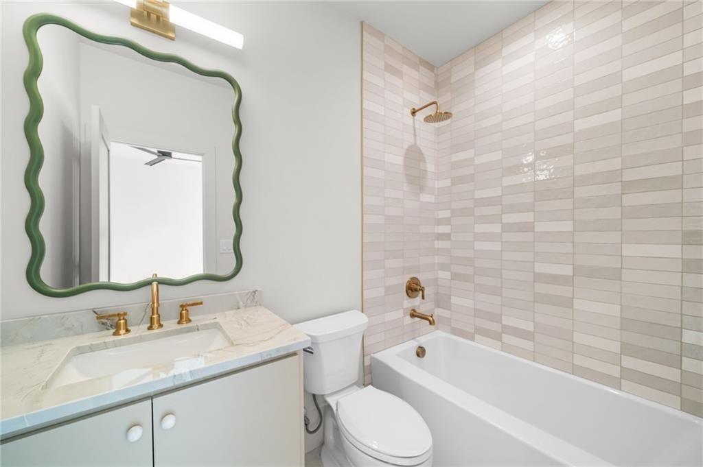 175 Pebble Trail Property Photo 45