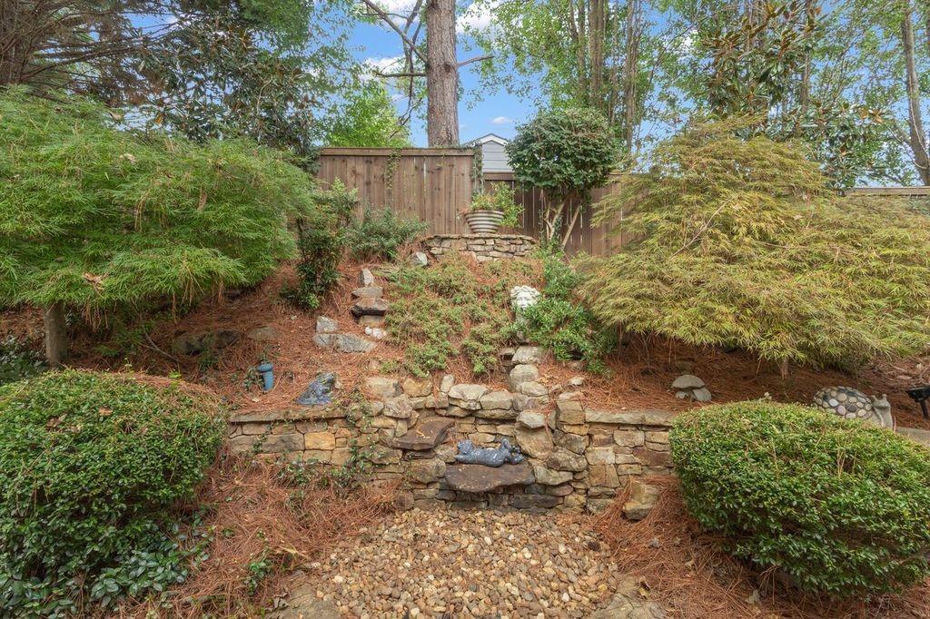 11 Beacon Crst Property Photo 42