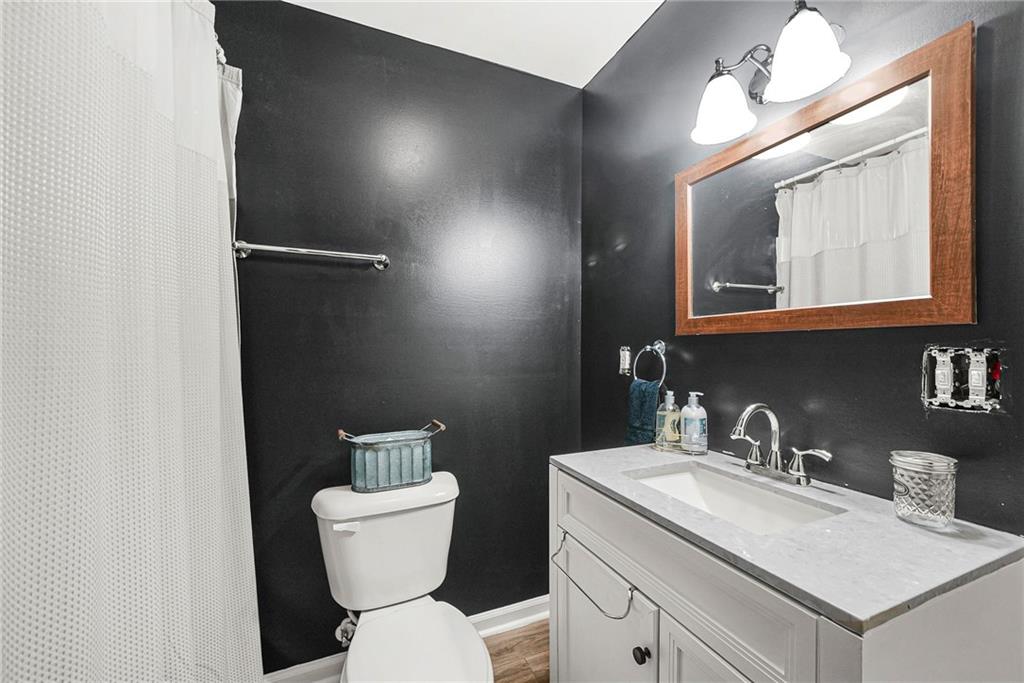 176 Oak Leaf Drive Property Photo 25