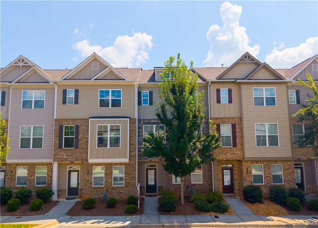 1746 Prelude Pte Property Photo 1