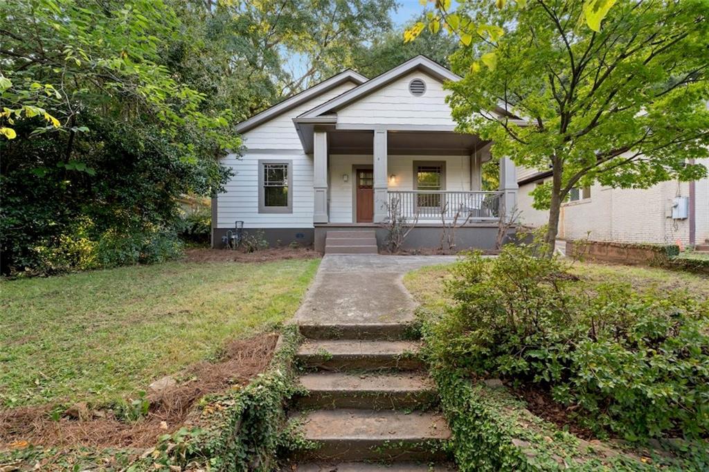 8 Whitefoord Avenue Ne Property Photo 1