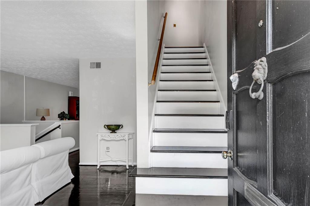 6905 Park Avenue Property Photo 3