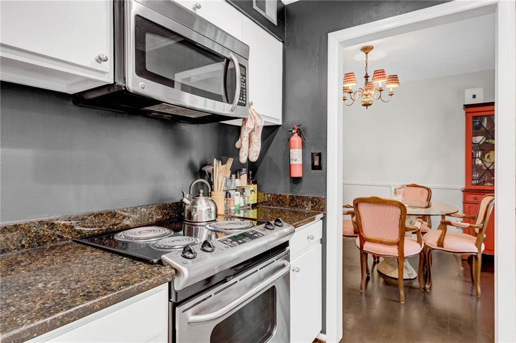 6905 Park Avenue Property Photo 12