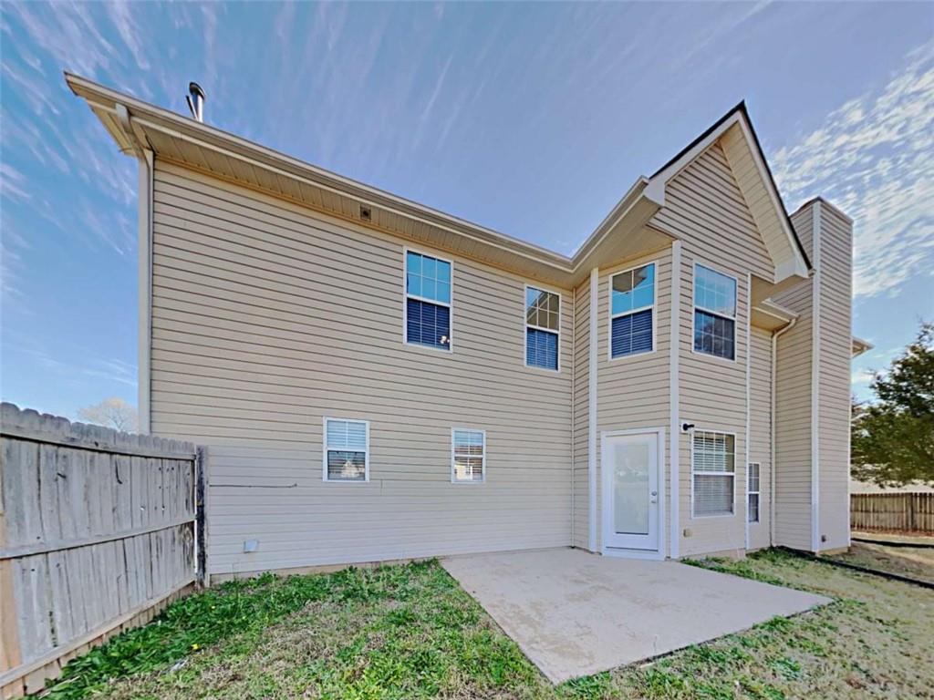 160 Long Drive Property Photo 3