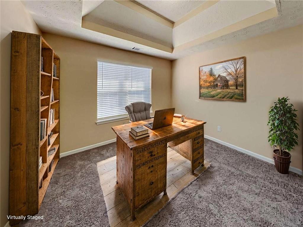 160 Long Drive Property Photo 5