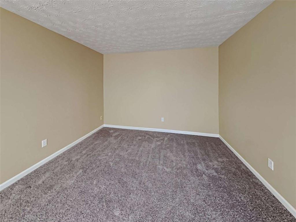 160 Long Drive Property Photo 9