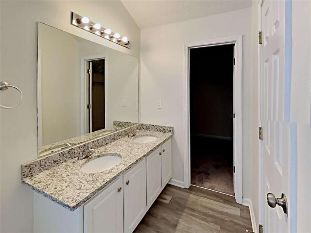 160 Long Drive Property Photo 26