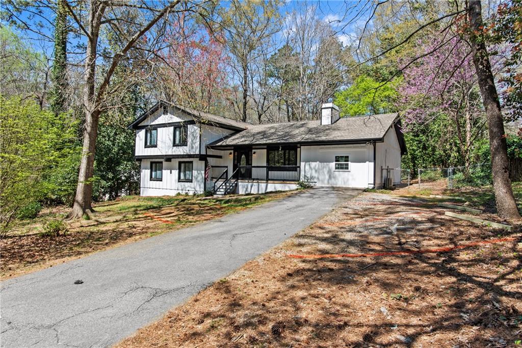 330 Winterberry Drive Property Photo 1