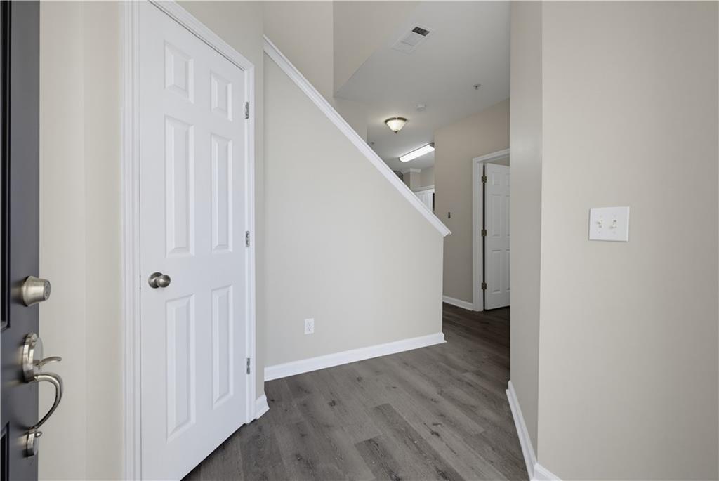 7076 Biltmore Trace Property Photo 6