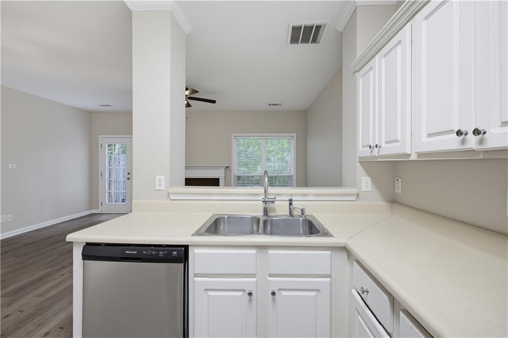 7076 Biltmore Trace Property Photo 11