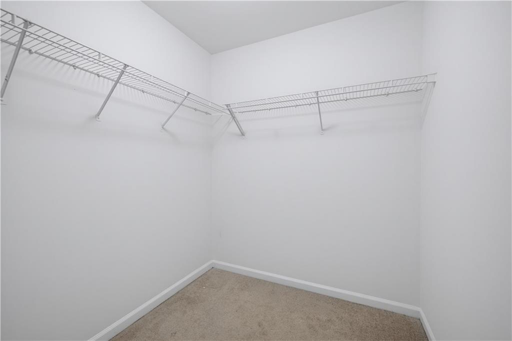 7076 Biltmore Trace Property Photo 28