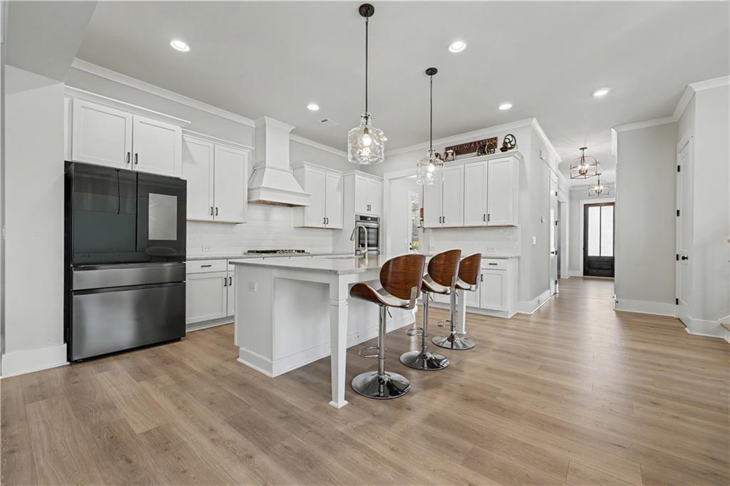 2606 Traditions Way Property Photo 5