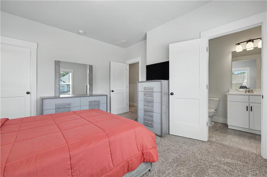 2606 Traditions Way Property Photo 35