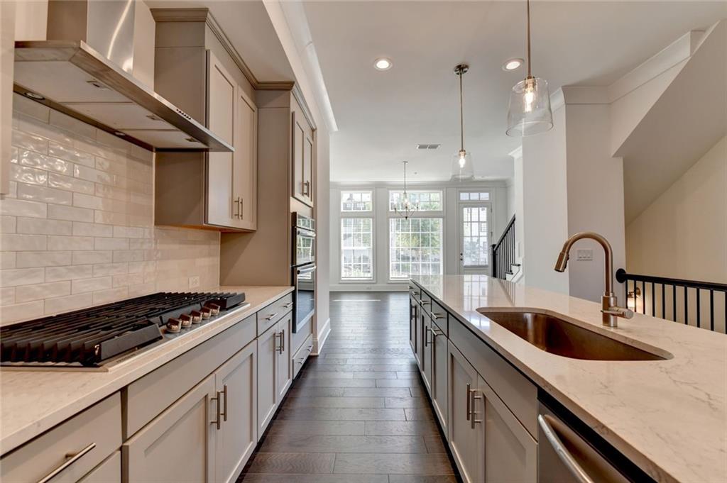 6766 Encore Boulevard Property Photo 12