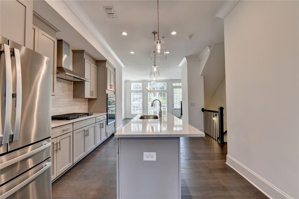 6766 Encore Boulevard Property Photo 14