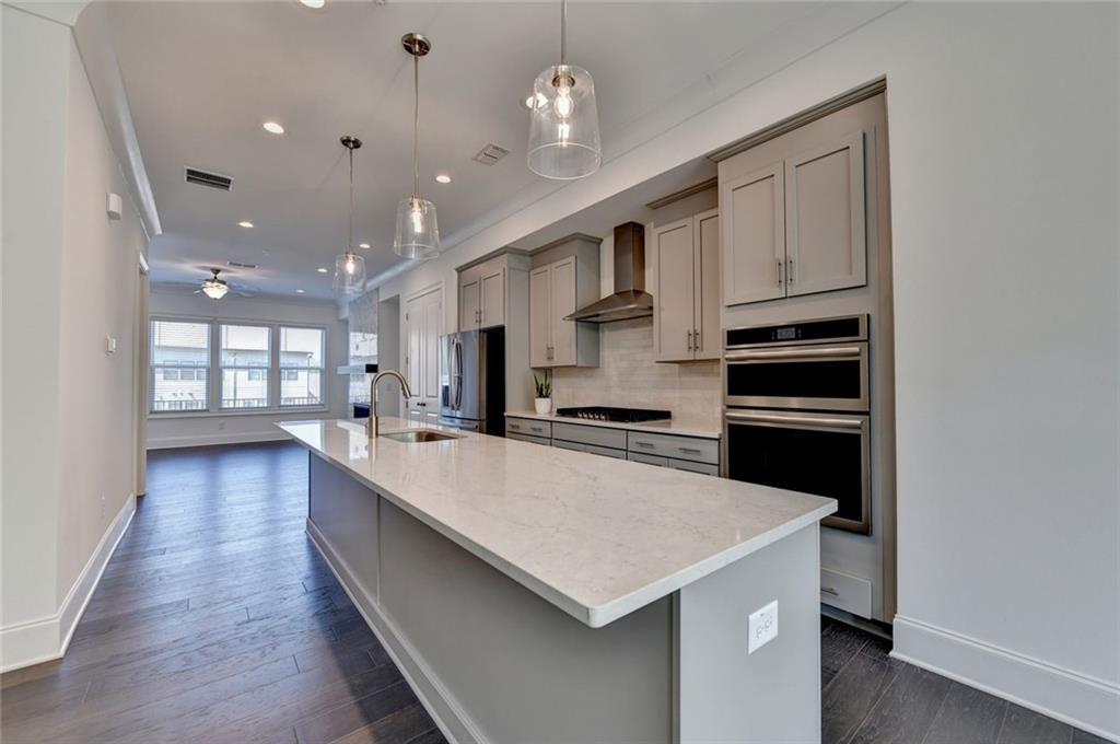 6766 Encore Boulevard Property Photo 15