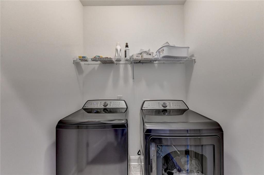 6766 Encore Boulevard Property Photo 25