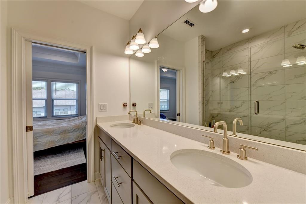 6766 Encore Boulevard Property Photo 30